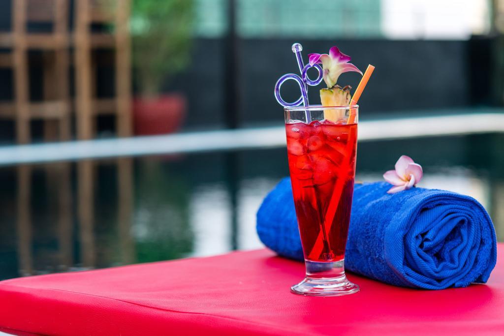 Diamond Palace Resort & Sky Bar Phnom Penh Dış mekan fotoğraf