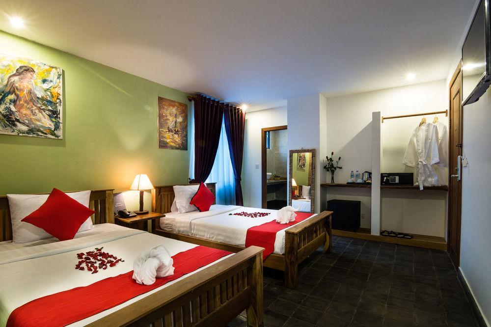 Diamond Palace Resort & Sky Bar Phnom Penh Dış mekan fotoğraf