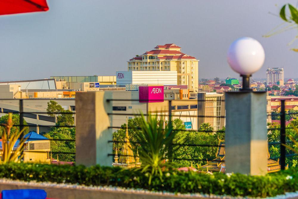 Diamond Palace Resort & Sky Bar Phnom Penh Dış mekan fotoğraf