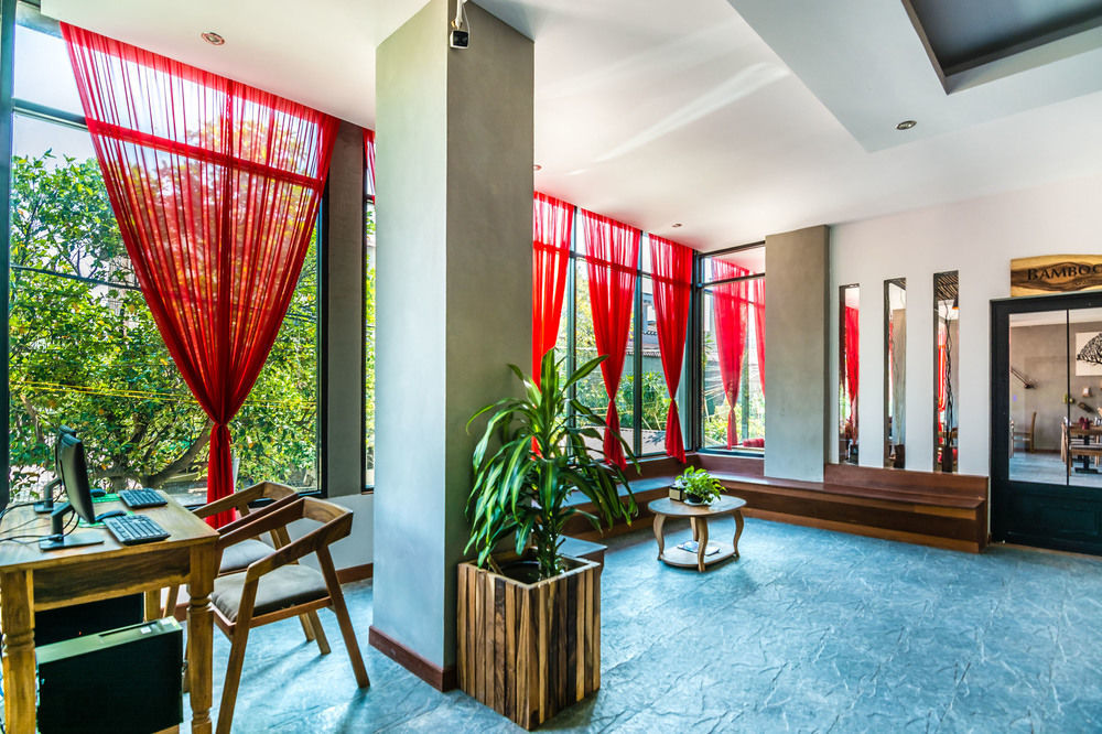 Diamond Palace Resort & Sky Bar Phnom Penh Dış mekan fotoğraf