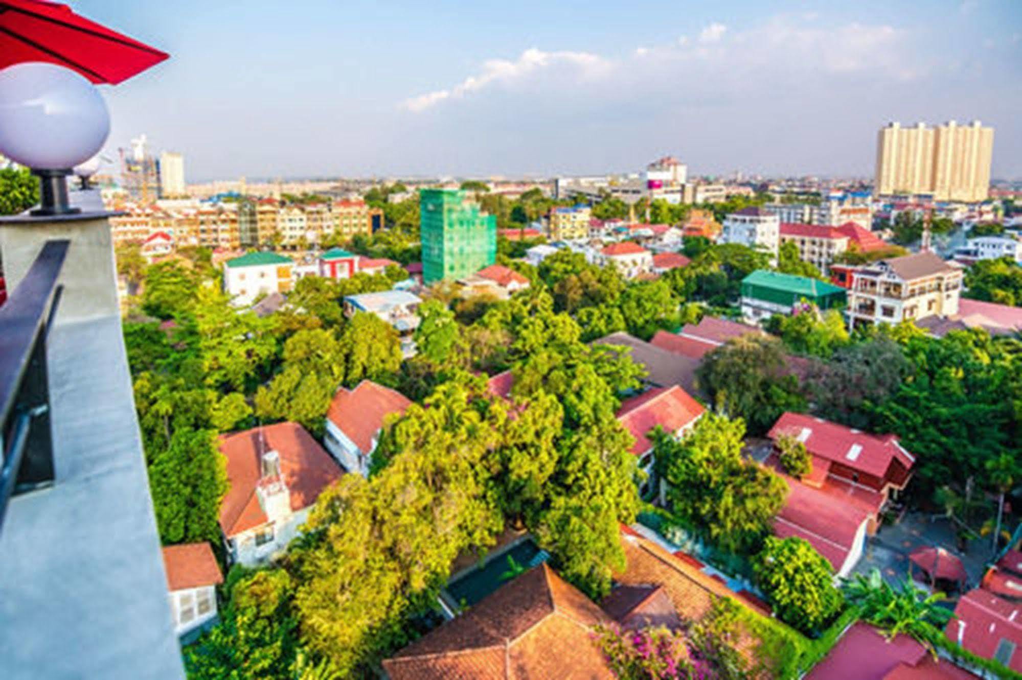 Diamond Palace Resort & Sky Bar Phnom Penh Dış mekan fotoğraf