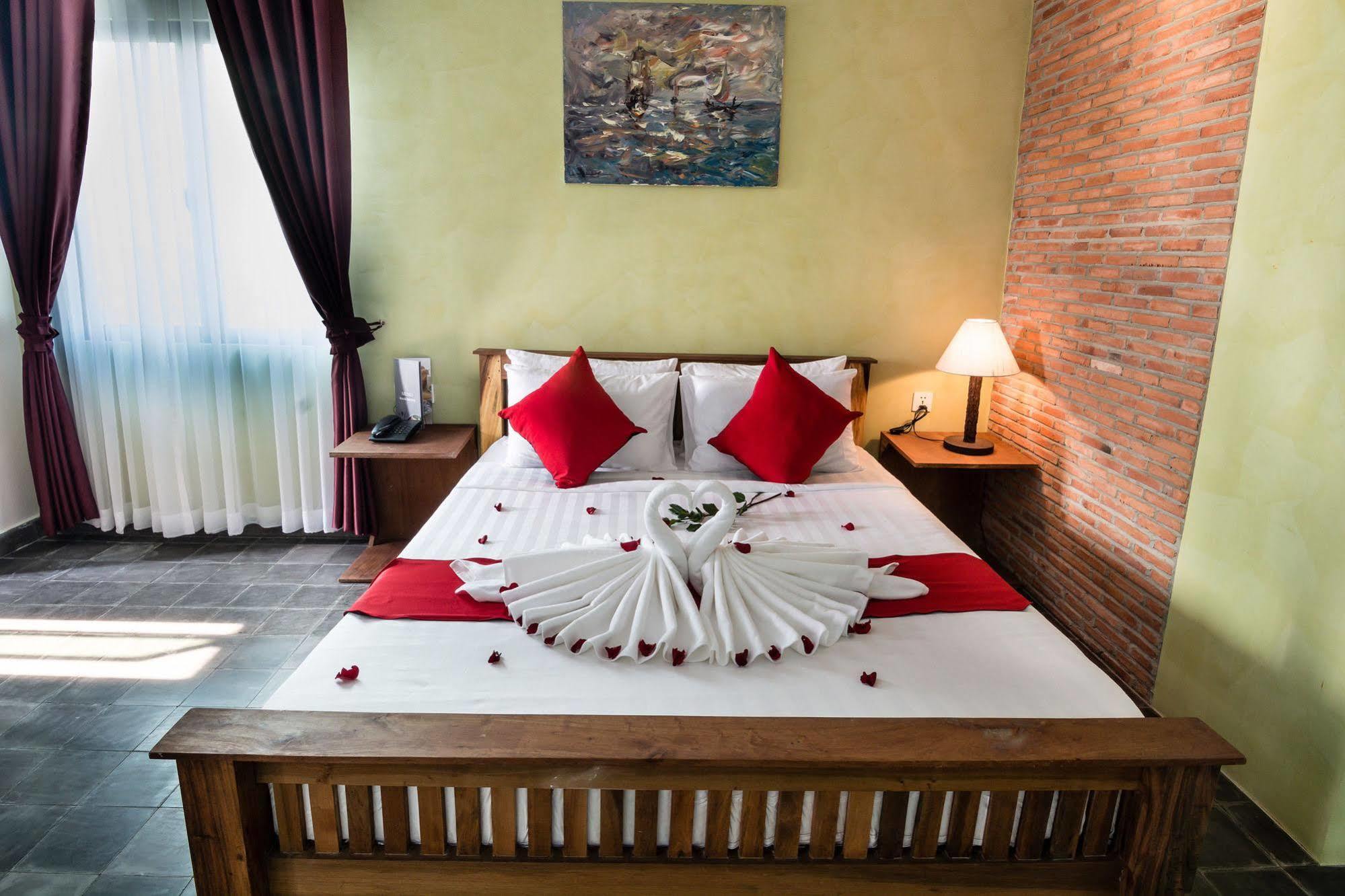 Diamond Palace Resort & Sky Bar Phnom Penh Dış mekan fotoğraf